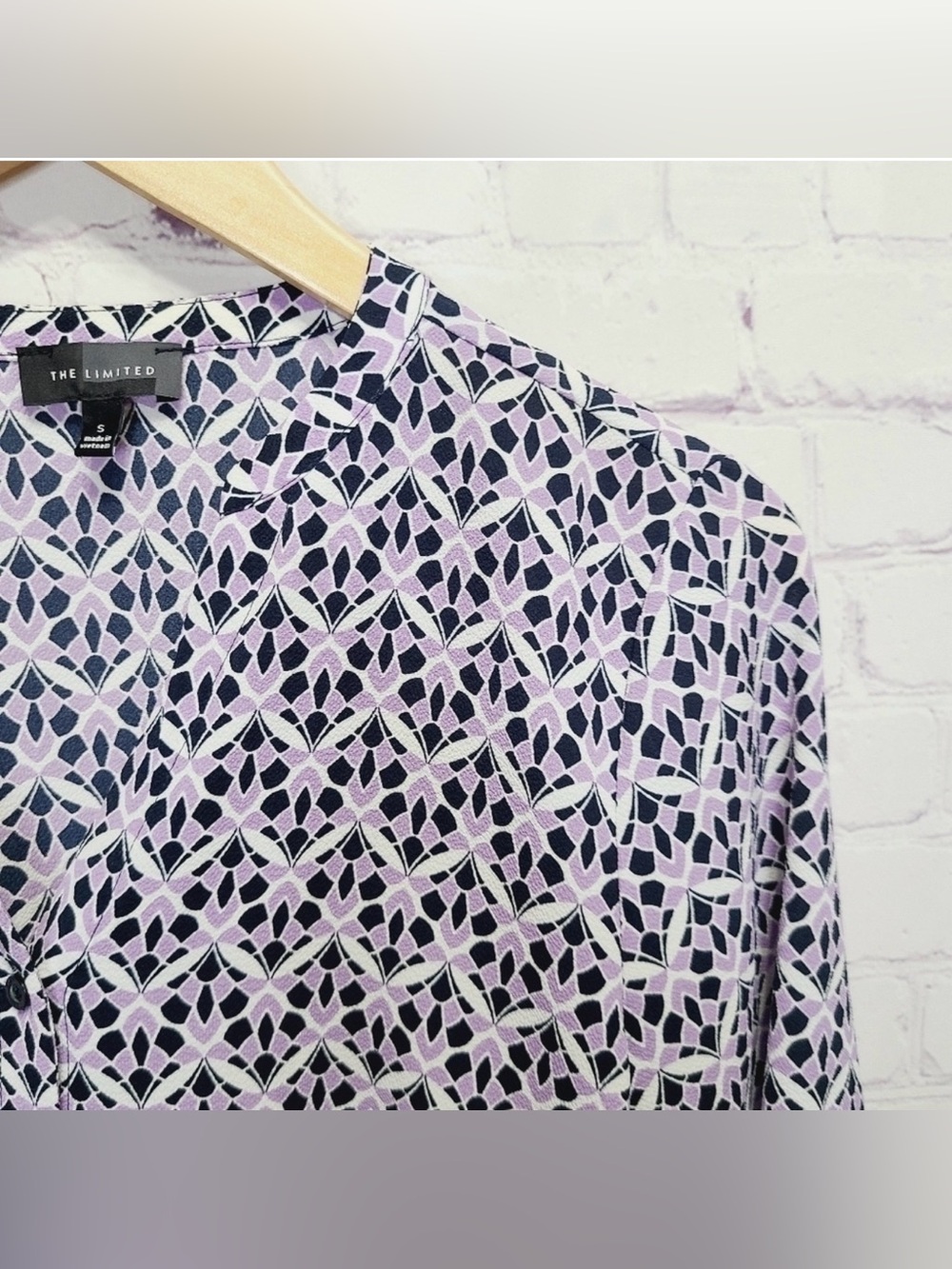 The Limited Small Navy and Purple Pull Over Blouse Excellent Condition - Picture 2 of 6